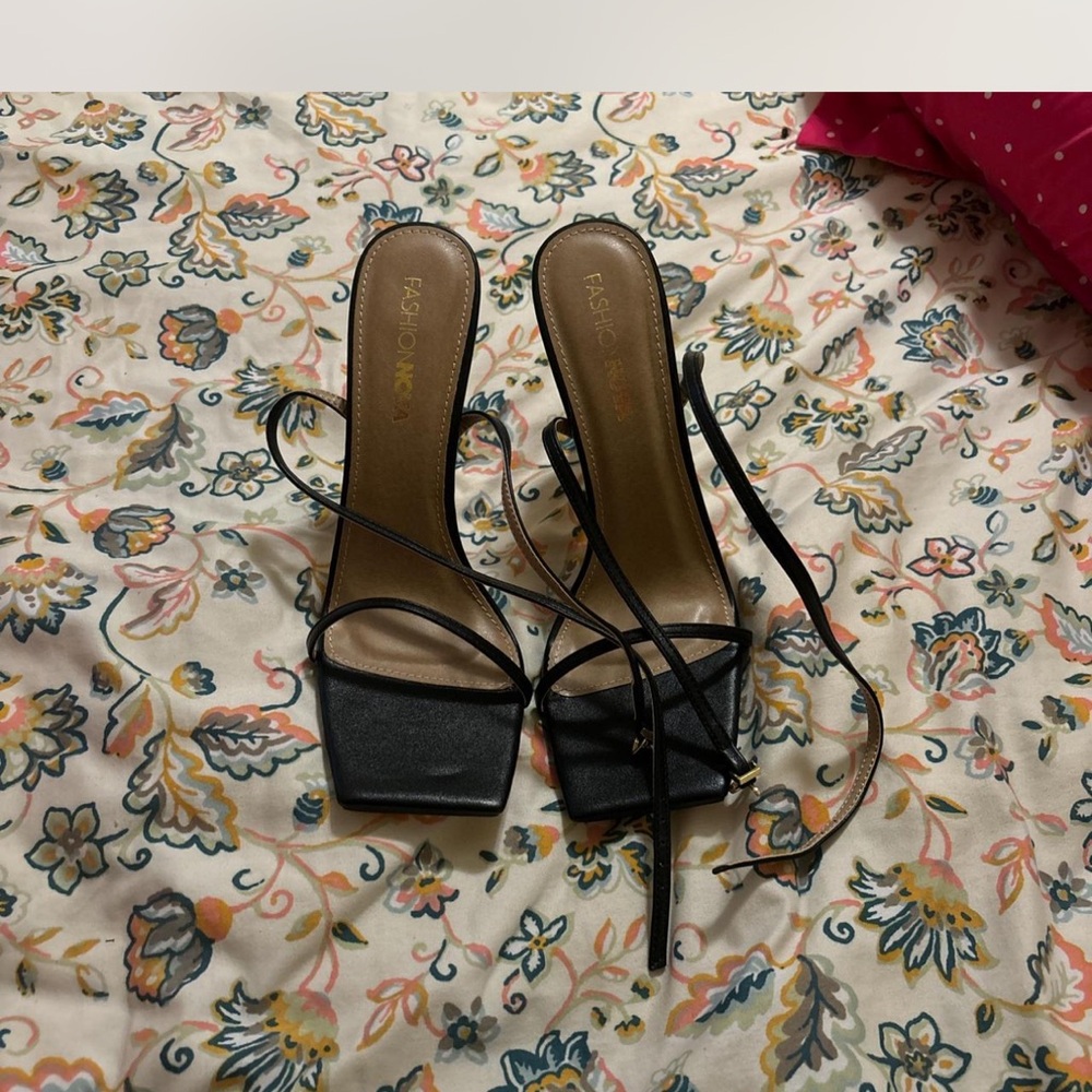 Fashion Nova heels